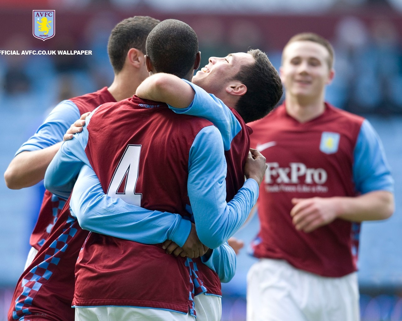 那不勒斯官方：吉尔摩周一将接受手术；据悉将缺阵至明年一月（那不勒斯官宣：吉尔摩将于周一接受手术，预计缺阵至明年一月）