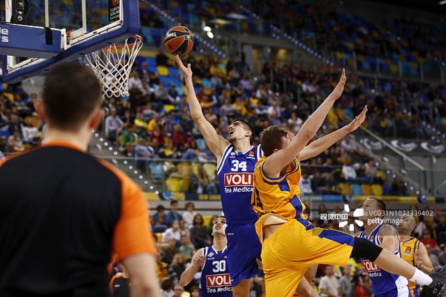 齐沃谈点球：这种接触在角球很常见，我会改变球员的应对思路（齐沃评点球判罚：角球中这种接触屡见不鲜，我将调整球员的应对策略）