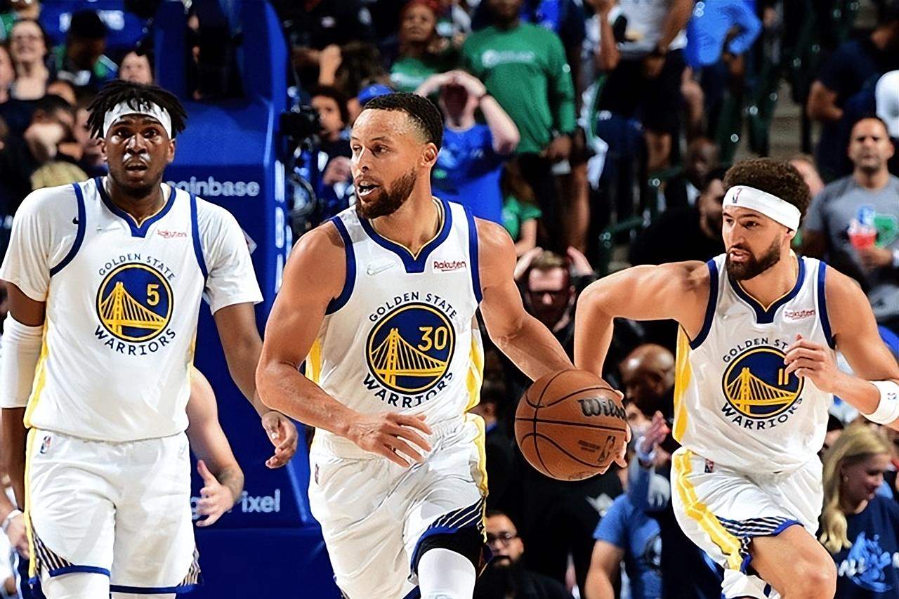 杨瀚森上5分钟送2分1板1助1帽 后三节枯坐板凳（杨瀚森仅打5分钟拿下2分1板1助1帽 后三节未再出场）